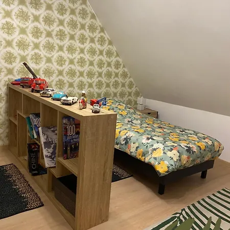 Maison Spacieuse Sur 2 Etages Completement Renovee * Marolles (Oise)
