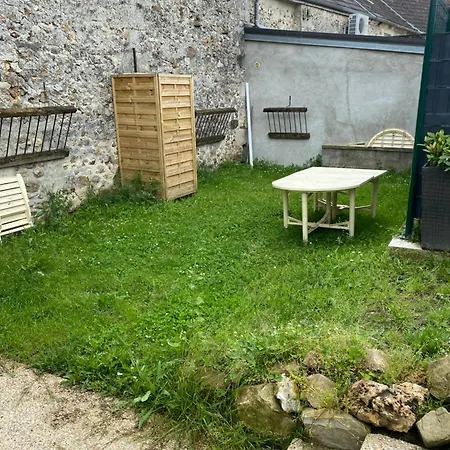 Maison Spacieuse Sur 2 Etages Completement Renovee