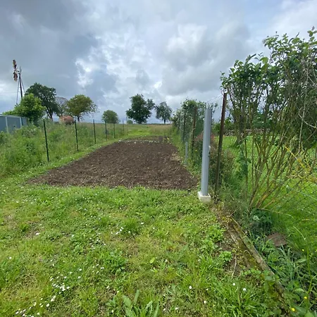 Maison Spacieuse Sur 2 Etages Completement Renovee *
